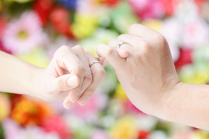 夫婦や家族の絆を結ぶ